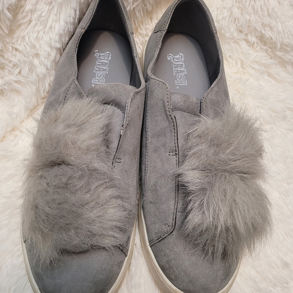 Brash slip ons - Picture 3 of 8